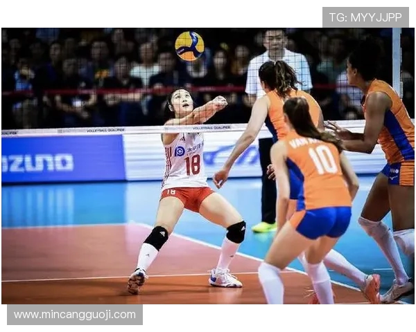 南京排球队在邀请赛中以53分稳居积分榜首位展现强劲实力