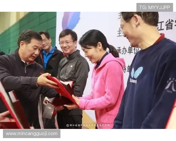 周敏亲授网球技巧与心得体会助你提升球技的独特方法分享