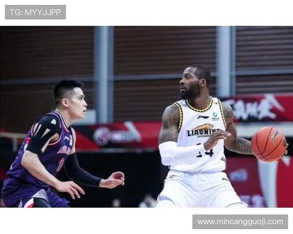 广州羽毛球队的盯防战术解析与实战应用探讨